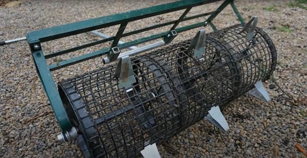 A tool that helps making holes in the soil to transplat the seedlings